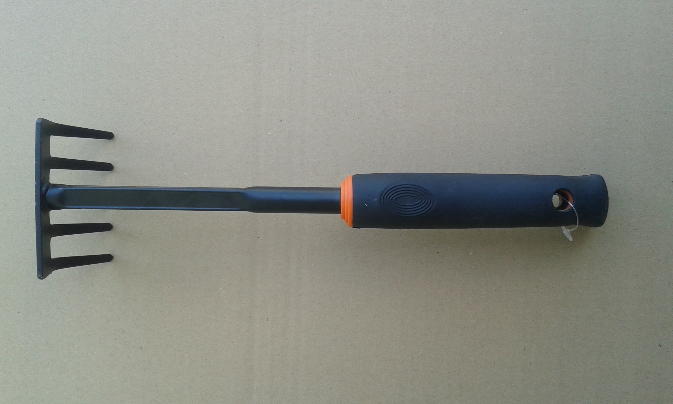 Greblă Truper (KT-04)