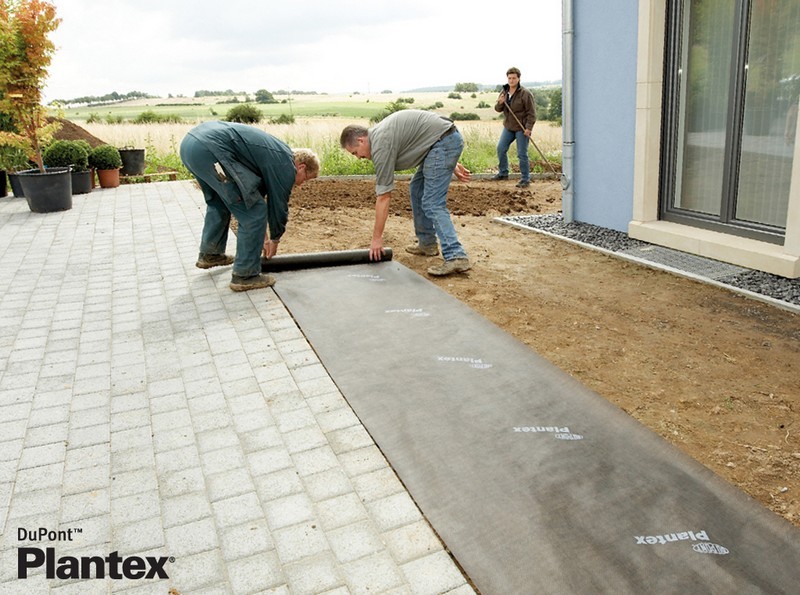 Geotextil negru DuPont™ Plantex® Premium 68g/m2 2x50 m