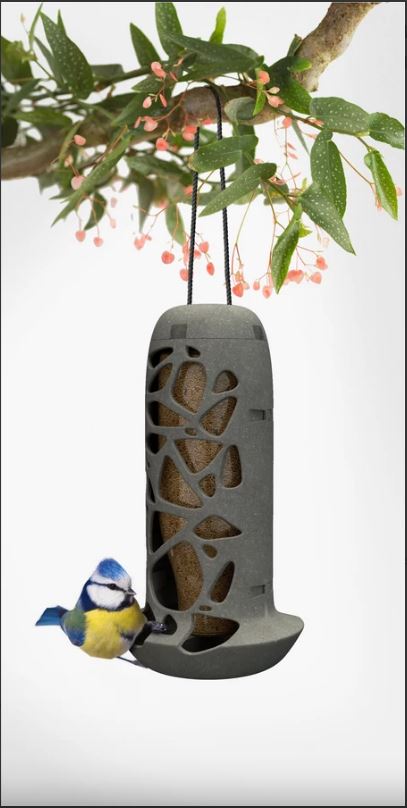 Hrănitoare pentru păsări TARA 100% reciclată, pentru bile grase gri, cu frânghie reciclată