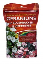 DCM Nutrienți pentru mușcată și plante de balcon 750g